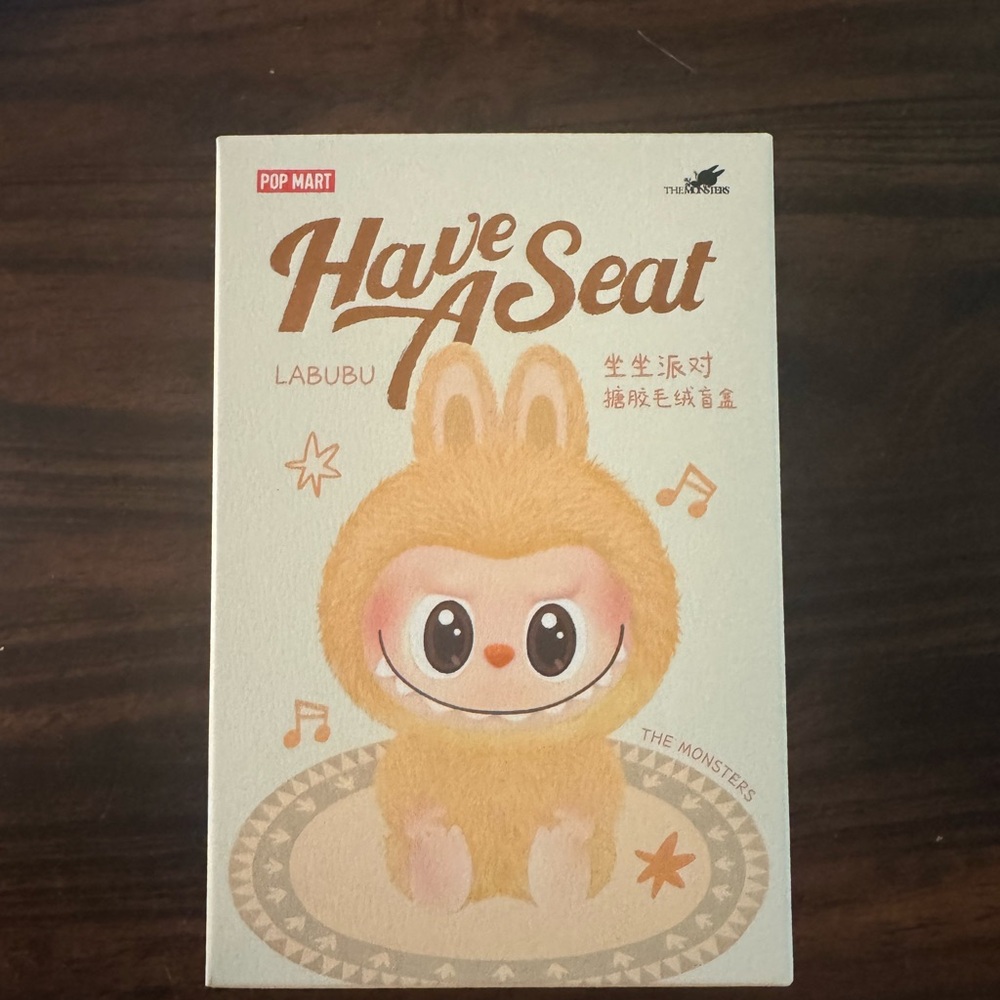 Pop Mart Labubu 'Have A Seat' QUQU